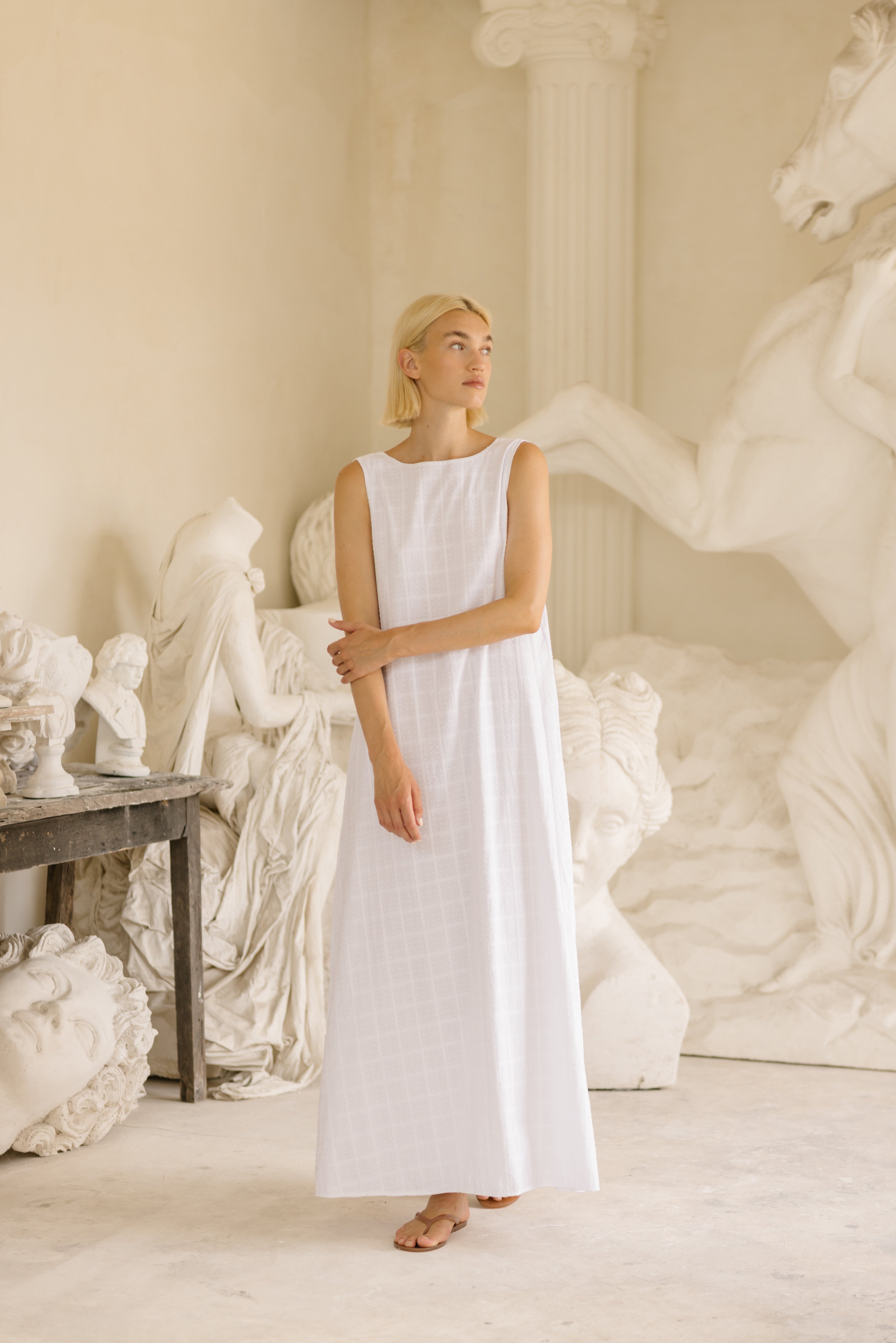 White cotton maxi dress tea party outfit idea 2026, feminine elegant dress for spring luncheon, Mother's Day brunch, and garden soirée