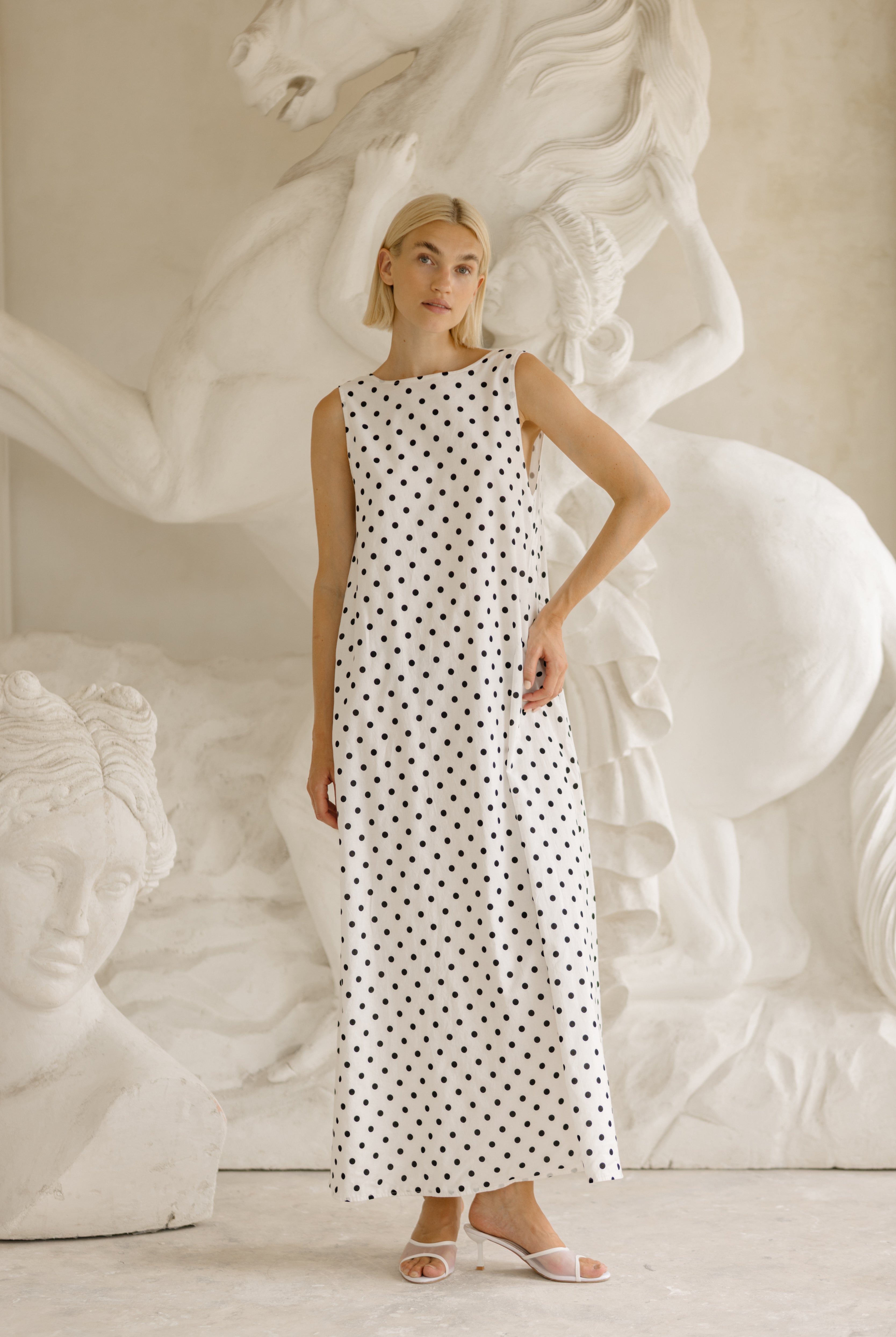 Polka dot cotton dress Memorial Day weekend outfit 2026, classic black and white maxi dress for outdoor BBQ, lake house, and summer kickoff party