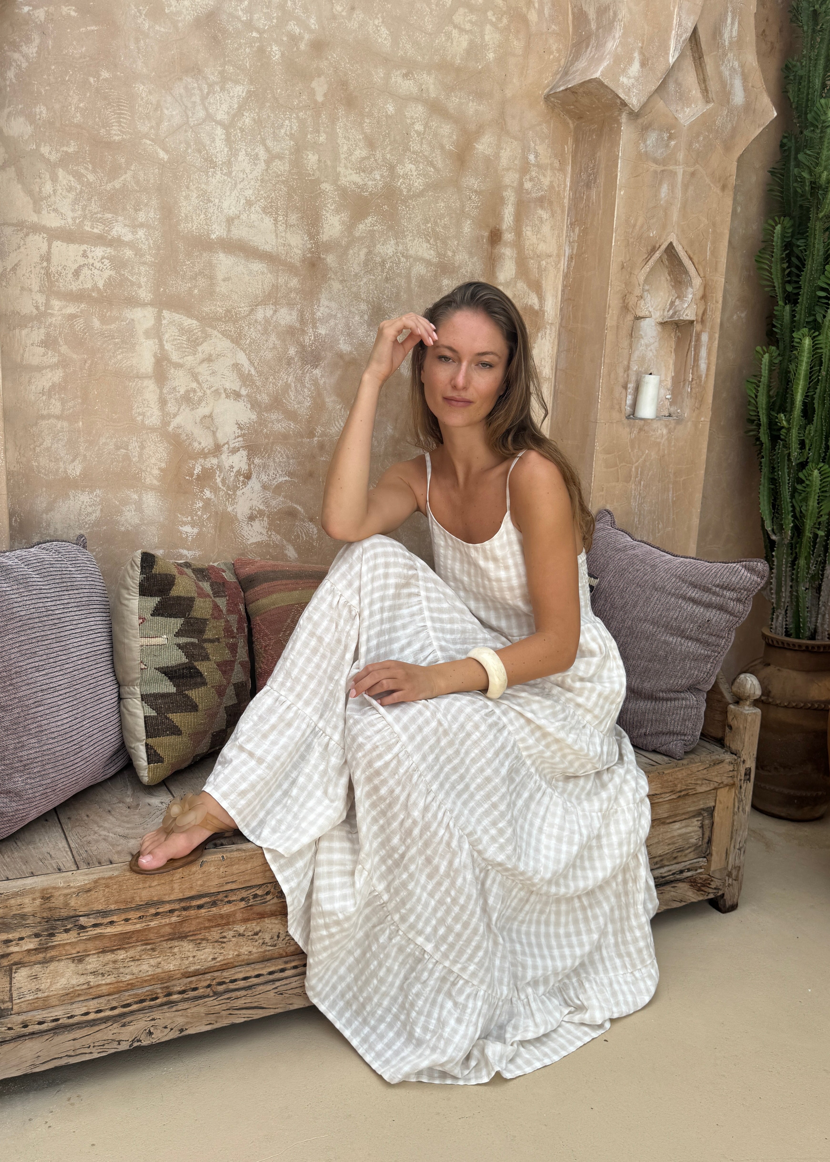 Beige neutral sun dress that's chic and easy to wear