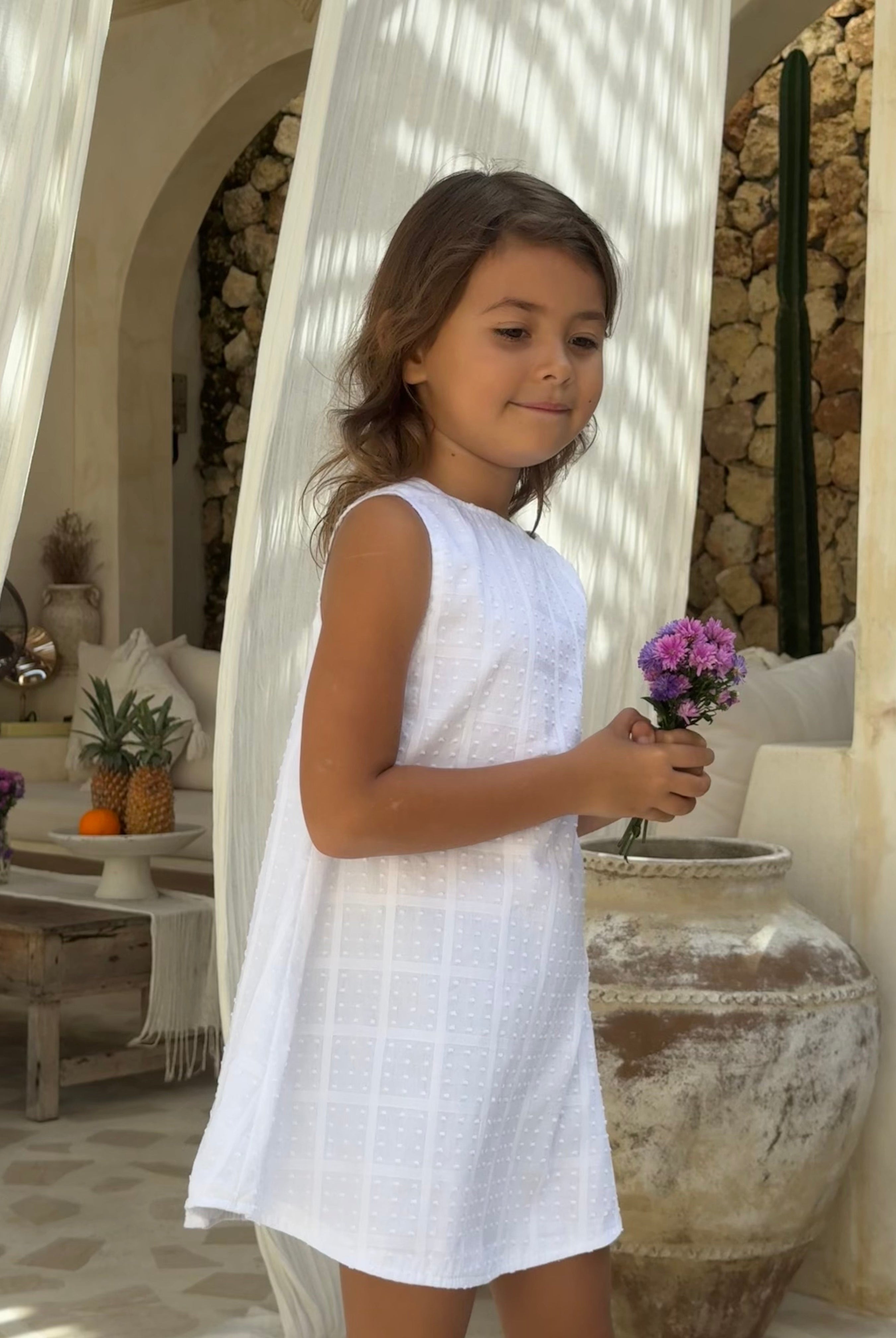 White mommy and me matching girls dress bridal shower spring 2026, sweet toddler cotton dress for garden party and outdoor celebration
