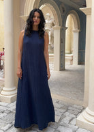 Gili Maxi Dress Navy Krinkle - elegant fall dress with crinkle texture, perfect for transitioning from summer to fall