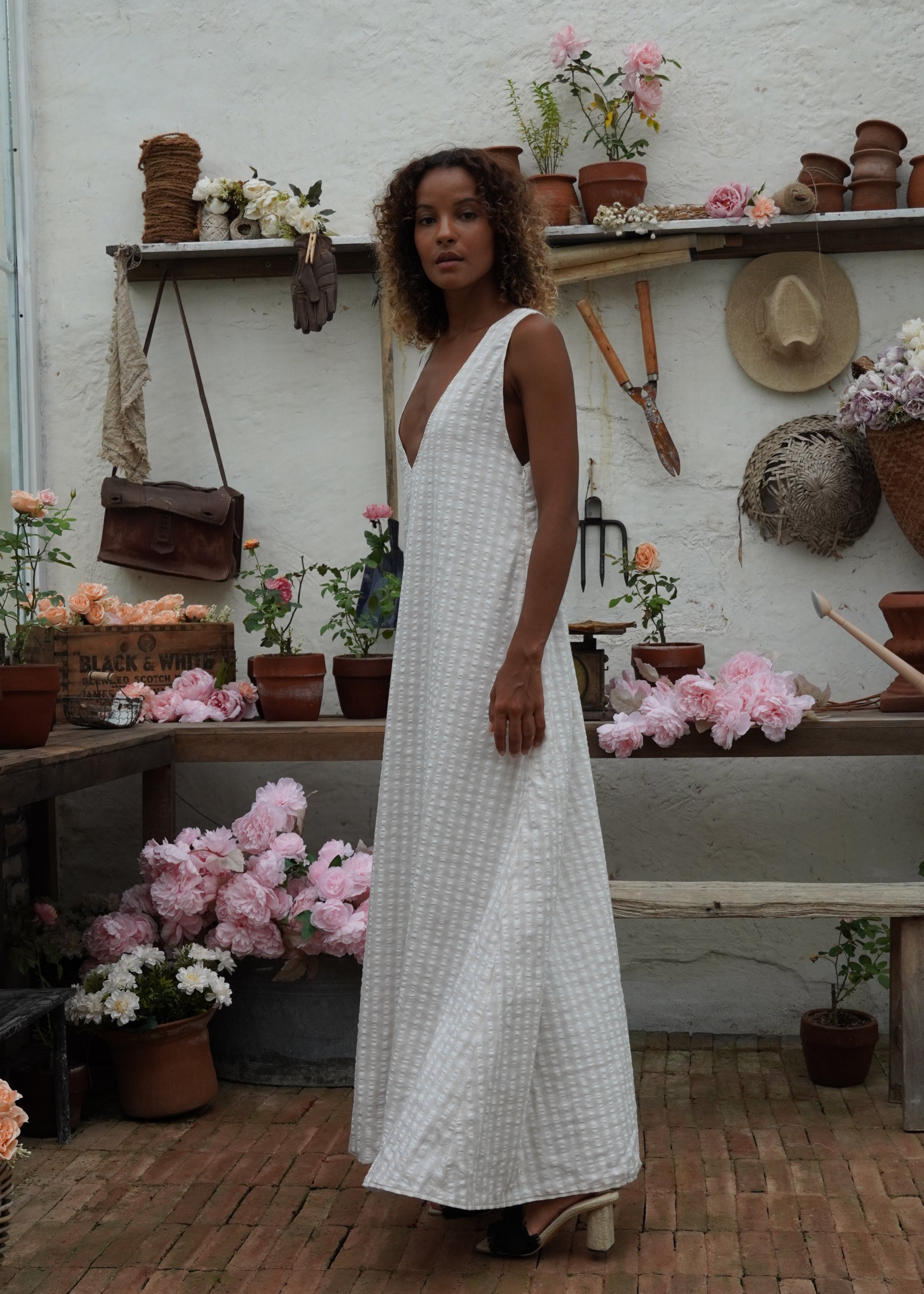 Easter brunch outfit idea women spring 2026 — beige gingham maxi dress Hamptons Nantucket chic easy to wear