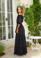 Easy to wear black gowns that are off the shoulder
