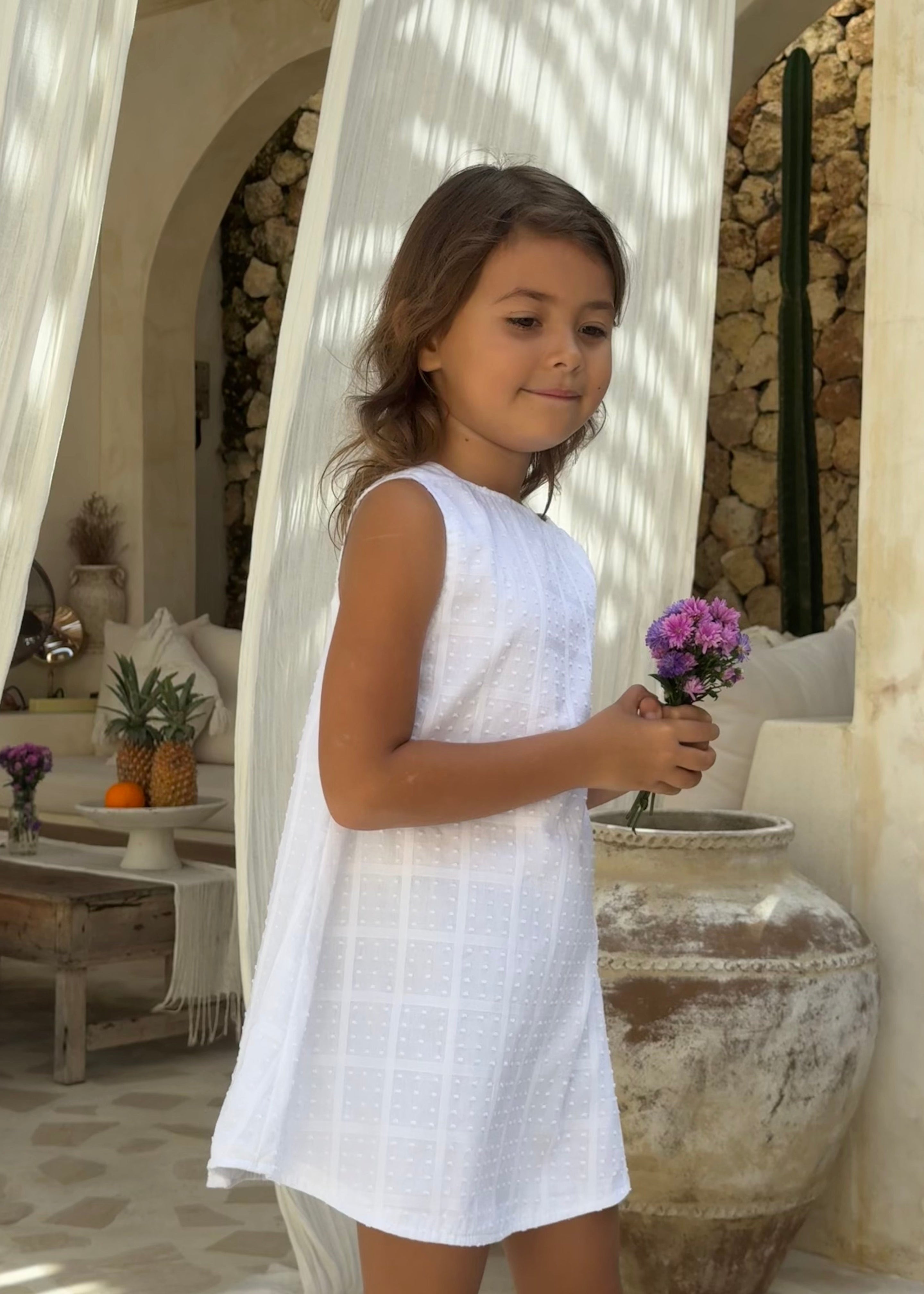 White mommy and me matching girls dress bridal shower spring 2026, sweet toddler cotton dress for garden party and outdoor celebration