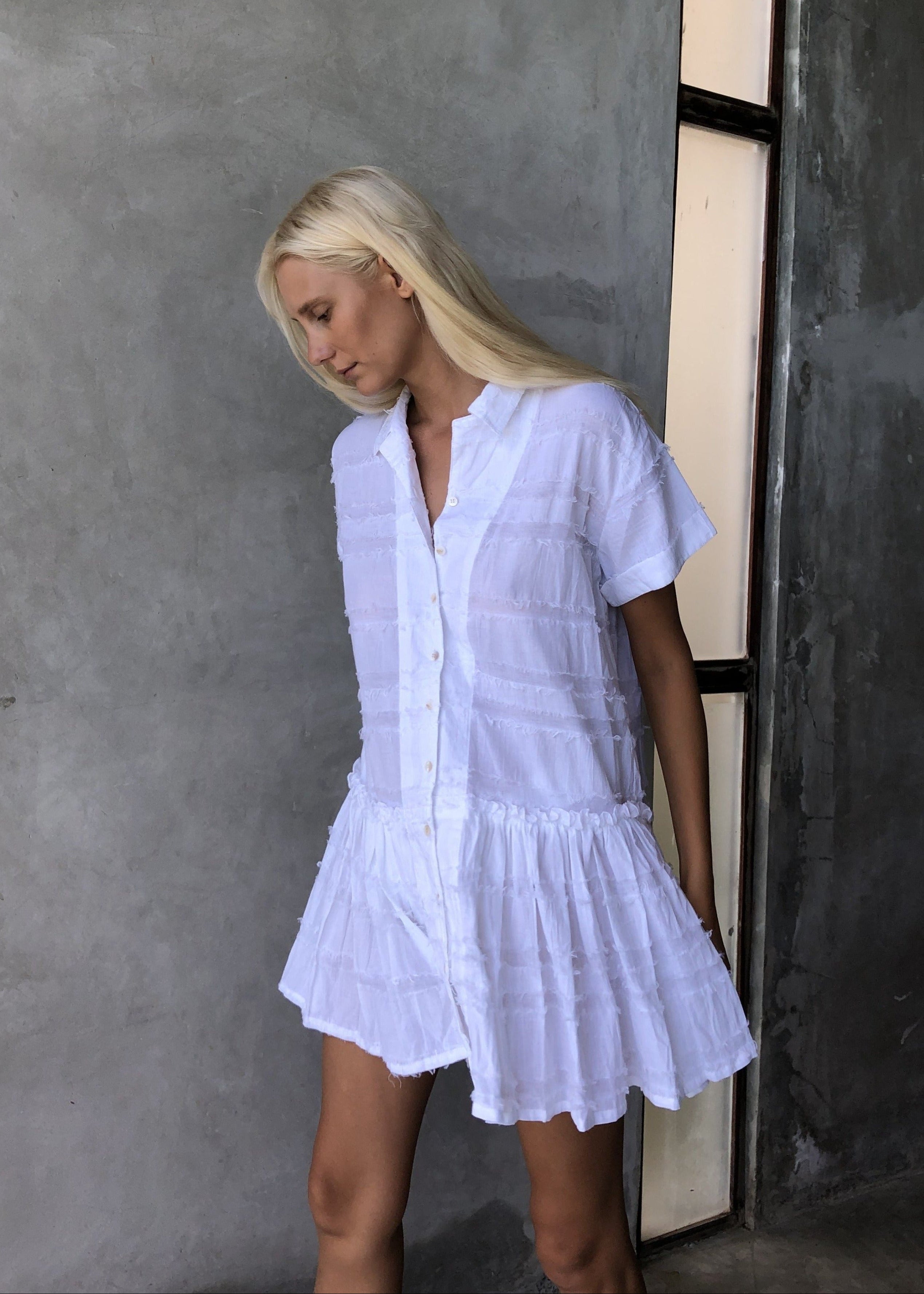Chic easy to throw on textured white cotton short dress, preppy, put togehter dresses