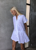 Chic easy to throw on textured white cotton short dress, preppy, put togehter dresses